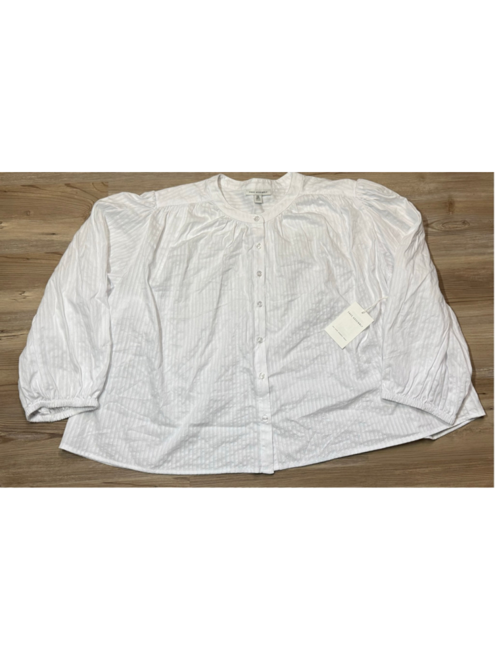 Women's FREE ASSEMBLY White flowy Blouse Plus Size XXL - Picture 2 of 10